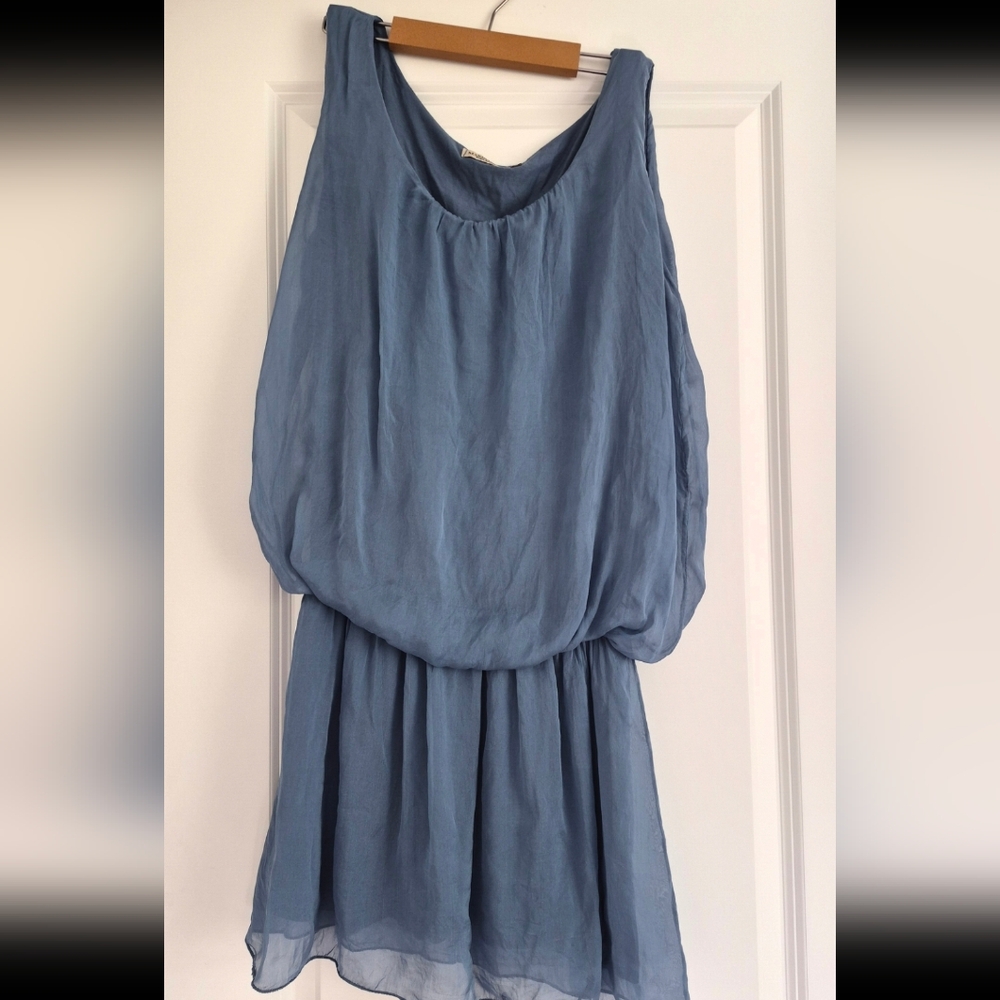 Chic Blue Sleeveless Dress